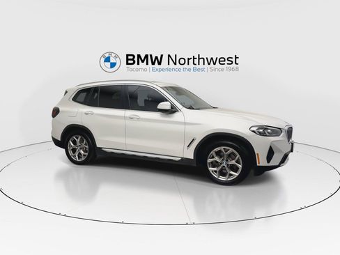 Used 2023 BMW X3 xDrive30i w/ Convenience Package w/ZPA AWD/4WD image 4