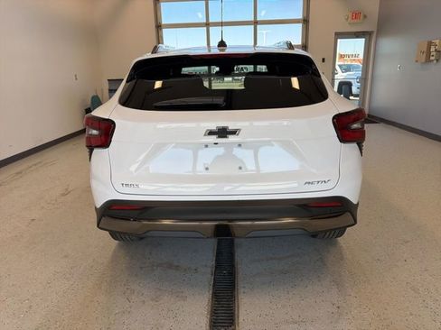 New 2026 Chevrolet Trax ACTIV w/ Driver Confidence Package image 9