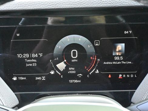 Used 2025 GMC Yukon Denali w/ Sun & Power Step Package AWD/4WD image 20