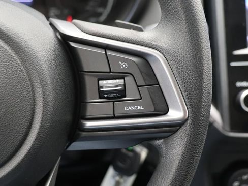 Used 2017 Subaru Impreza 2.0i Premium image 21