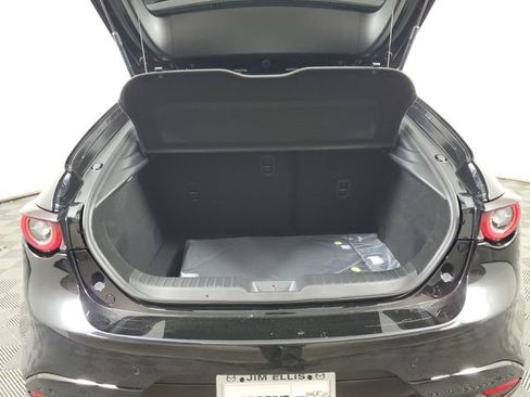 New 2026 MAZDA MAZDA3 Hatchback w/Premium Plus Pkg AWD/4WD image 9