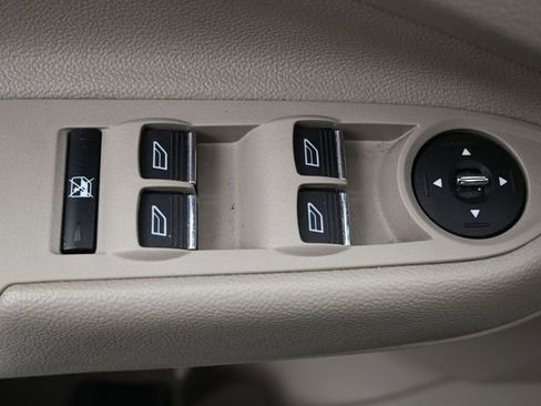 Used 2015 Ford Escape Titanium image 7