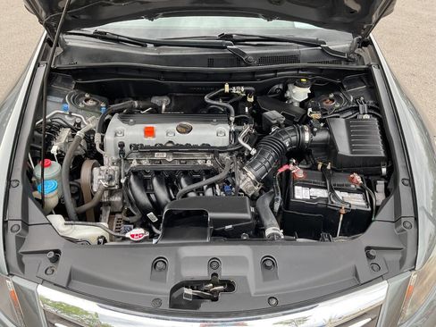 Used 2011 Honda Accord LX image 42