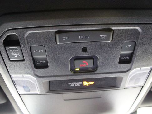 Certified 2024 Toyota Tacoma TRD Off-Road w/ TRD Off Road Premium Package AWD/4WD image 37