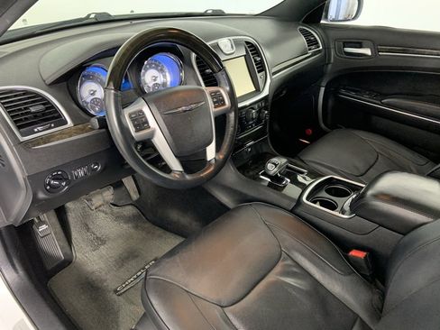 Used 2014 Chrysler 300 C w/ Beats Audio Group image 30