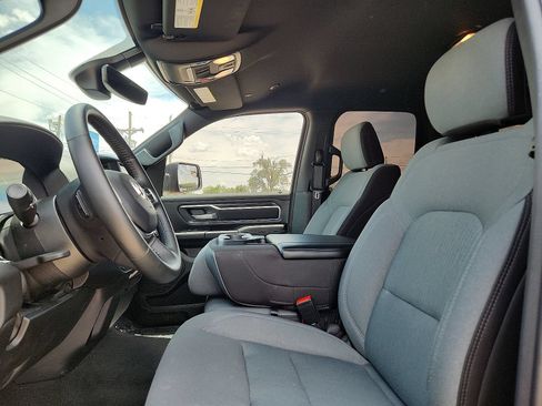 Used 2024 RAM 1500 Lone Star AWD/4WD image 10