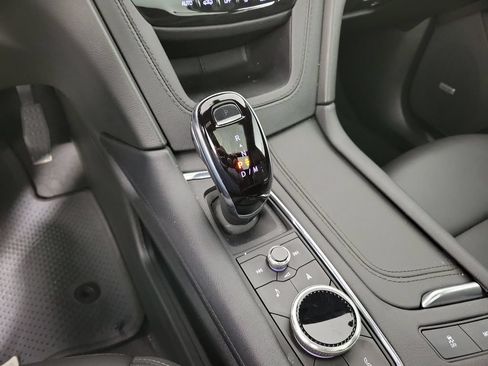 Used 2024 Cadillac XT5 Premium Luxury FWD image 29