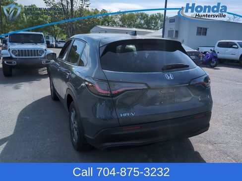 Used 2026 Honda HR-V LX image 6