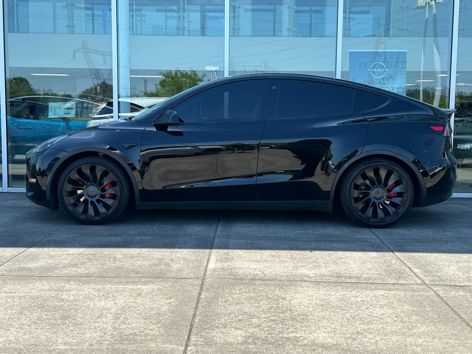 Used 2022 Tesla Model Y Performance AWD/4WD image 7