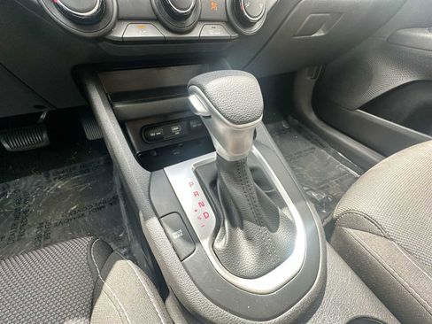 Used 2023 Kia Forte LXS image 20