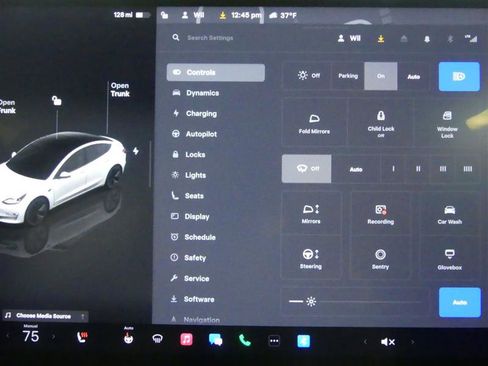 Used 2023 Tesla Model 3 Standard Range image 12