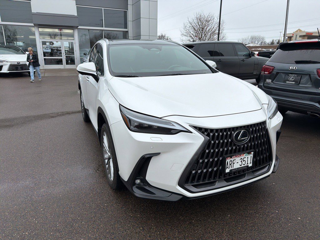 Used 2024 Lexus NX 350 AWD w/ Vision Package image 13
