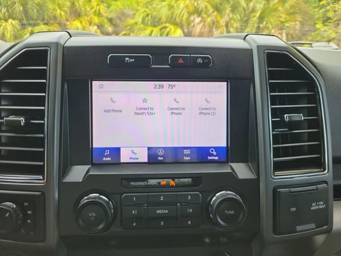 Used 2020 Ford F150 XLT w/ Equipment Group 302A Luxury AWD/4WD image 22