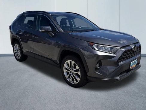 Used 2021 Toyota RAV4 XLE Premium AWD/4WD image 8