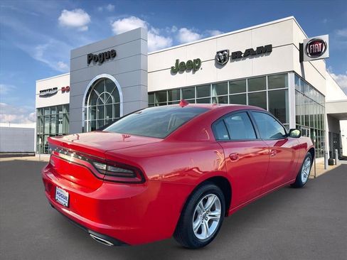 Used 2023 Dodge Charger SXT RWD image 2