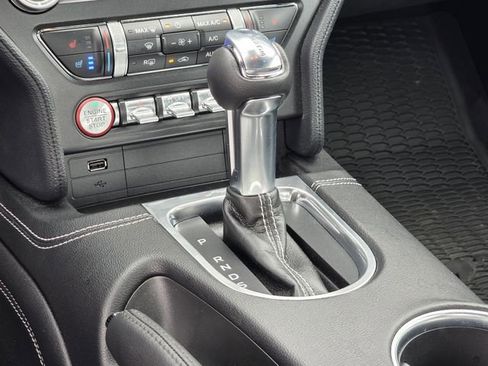 Used 2022 Ford Mustang GT Premium w/ Equipment Group 401A RWD image 22