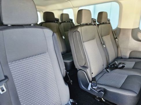Used 2024 Ford Transit 350 XLT RWD image 27