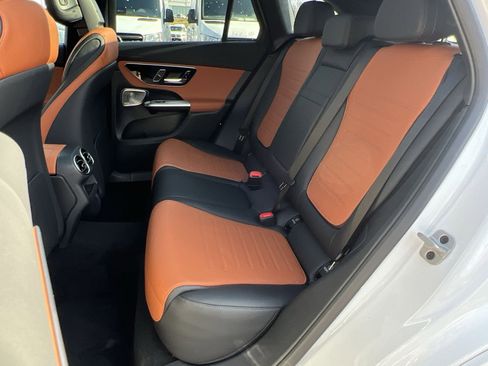 New 2026 Mercedes-Benz GLC 300 4MATIC image 23