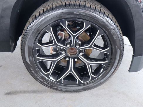 Used 2018 Chevrolet Tahoe LT RWD image 43
