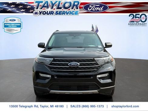 Certified 2024 Ford Explorer XLT w/ Equipment Group 202A AWD/4WD image 3