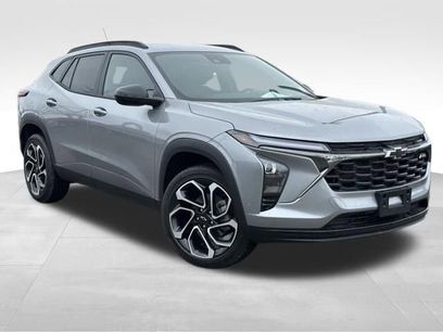 Used 2025 Chevrolet Trax RS w/ Driver Confidence Package