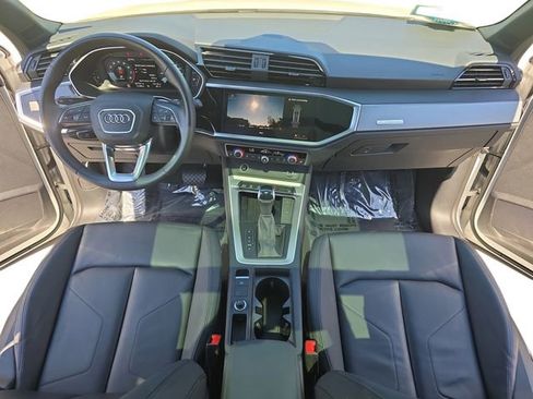 Used 2024 Audi Q3 2.0T Premium image 10