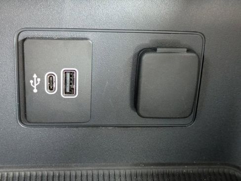 Certified 2026 Ford Explorer Active w/ Active Comfort Package RWD image 22