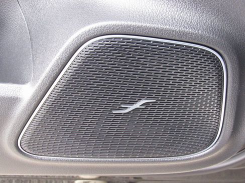 New 2025 Mercedes-Benz GLA 35 AMG 4MATIC image 40