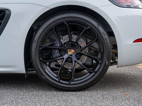 Certified 2024 Porsche 718 Boxster image 13