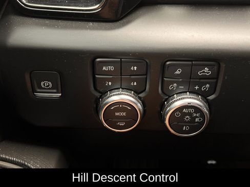 Used 2024 GMC Sierra 1500 AT4X image 25