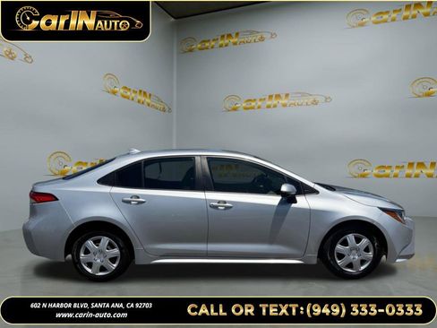 Used 2020 Toyota Corolla L image 4