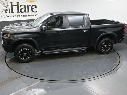 Used 2024 Chevrolet Silverado 1500 ZR2 w/ Technology Package image 56