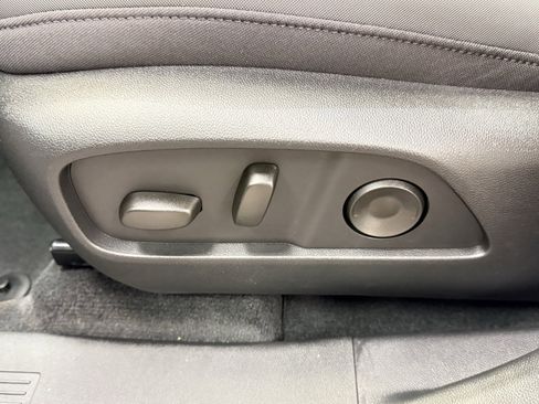 New 2026 GMC Terrain AT4 w/ LPO, Black Badging Package image 24