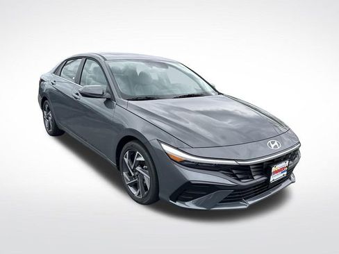New 2026 Hyundai Elantra Limited w/ Cargo Package FWD image 8