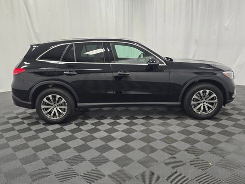 Used 2025 Mercedes-Benz GLC 300 4MATIC image 7
