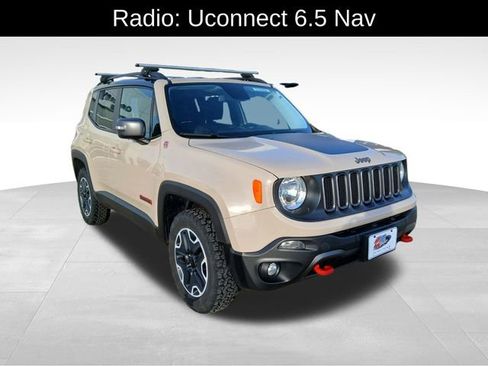 Used 2016 Jeep Renegade Trailhawk image 8