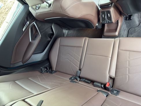 Used 2025 BMW X1 xDrive28i AWD/4WD image 8