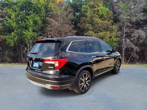 Used 2020 Honda Pilot Touring image 17