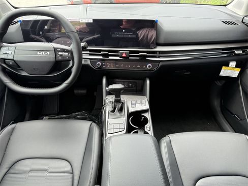 New 2026 Kia Sportage SX image 15