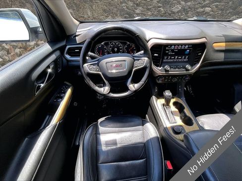 Used 2018 GMC Acadia Denali w/ Technology Package AWD/4WD image 5