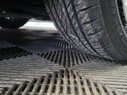 Used 2020 Honda Fit LX image 36