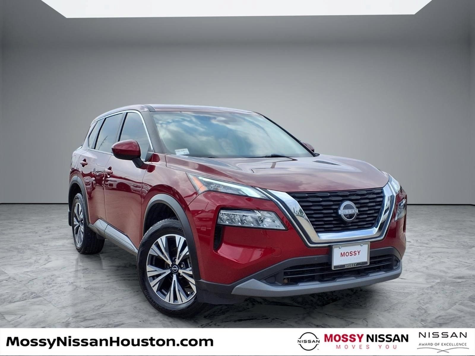 Used 2023 Nissan Rogue SV FWD image 1