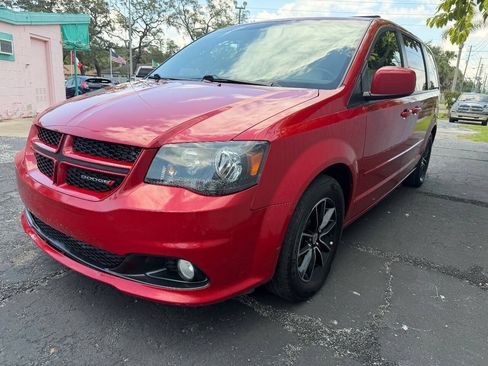 Used 2016 Dodge Grand Caravan R/T FWD image 11