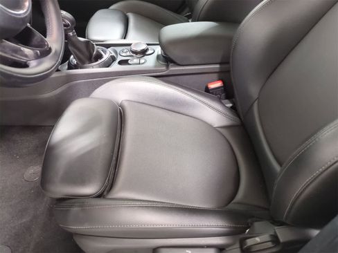 Used 2016 MINI Cooper Clubman S image 24