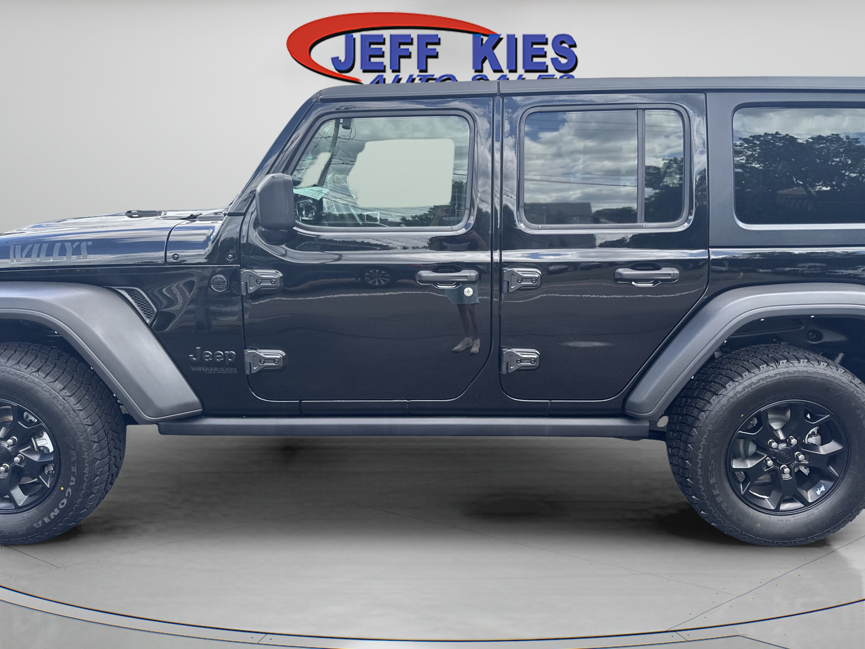 Used 2021 Jeep Wrangler Unlimited Sport AWD/4WD image 8