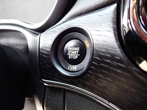 Used 2021 Jeep Grand Cherokee High Altitude image 27