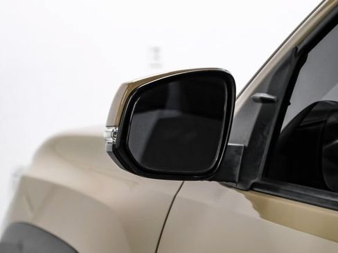 Used 2020 Toyota Tacoma TRD Off-Road w/ Advanced Technology Package AWD/4WD image 40