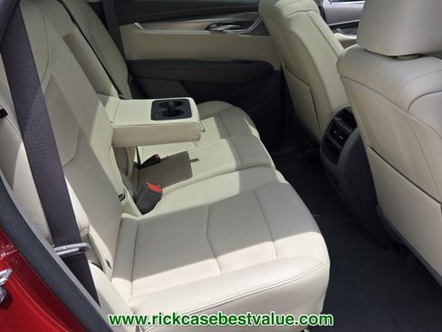 Used 2024 Cadillac XT5 Premium Luxury FWD image 18
