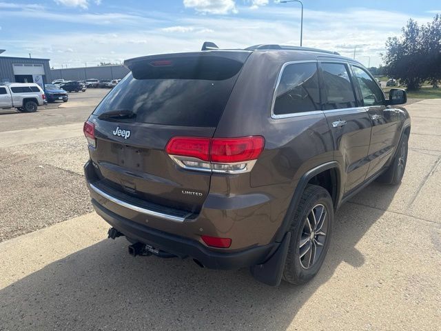Used 2017 Jeep Grand Cherokee Limited AWD/4WD image 10