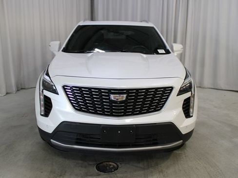 Used 2022 Cadillac XT4 Premium Luxury w/ Enhanced Visibility Package AWD/4WD image 27
